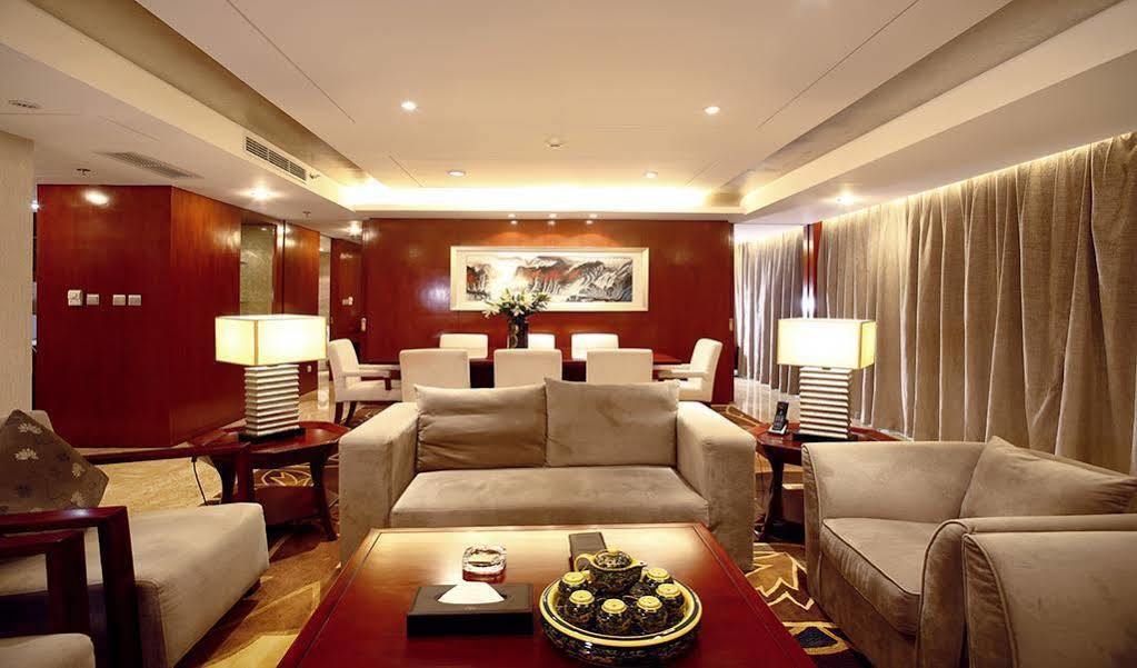Empark Grand Hotel Chongqing Eksteriør billede
